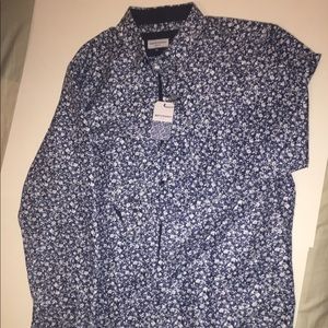 Men’s XXL Long sleeved button shirt